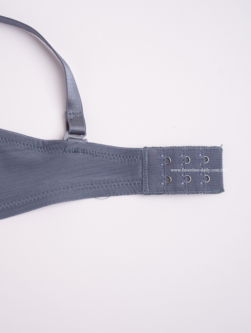 MIT  無邊幻影 導濕排汗 低脊心內衣 B-C罩杯 （灰藍）